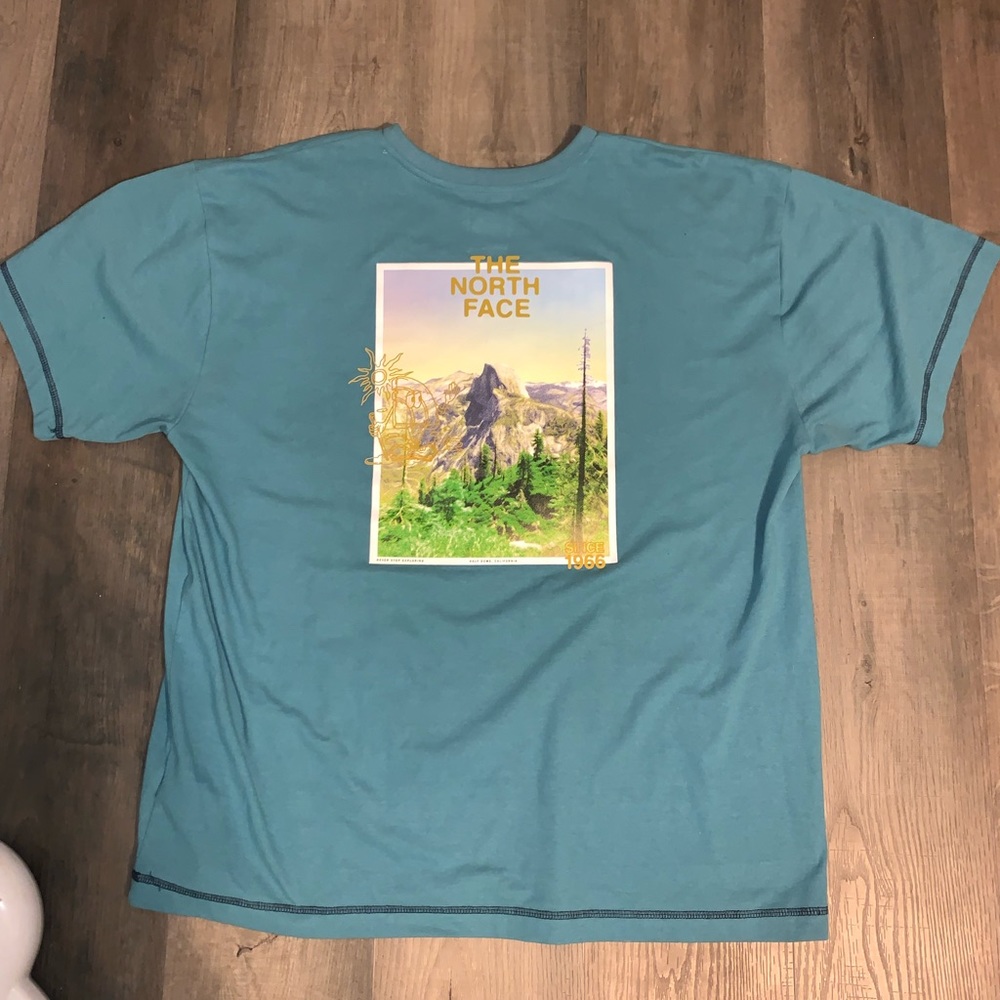 Mens North Face Tee Shirt